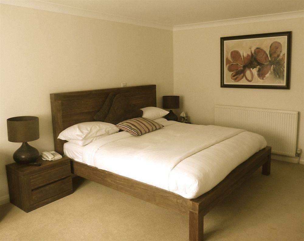Crouchers Hotel Chichester Extérieur photo